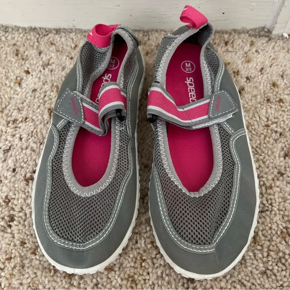 Speedo youth water shoes